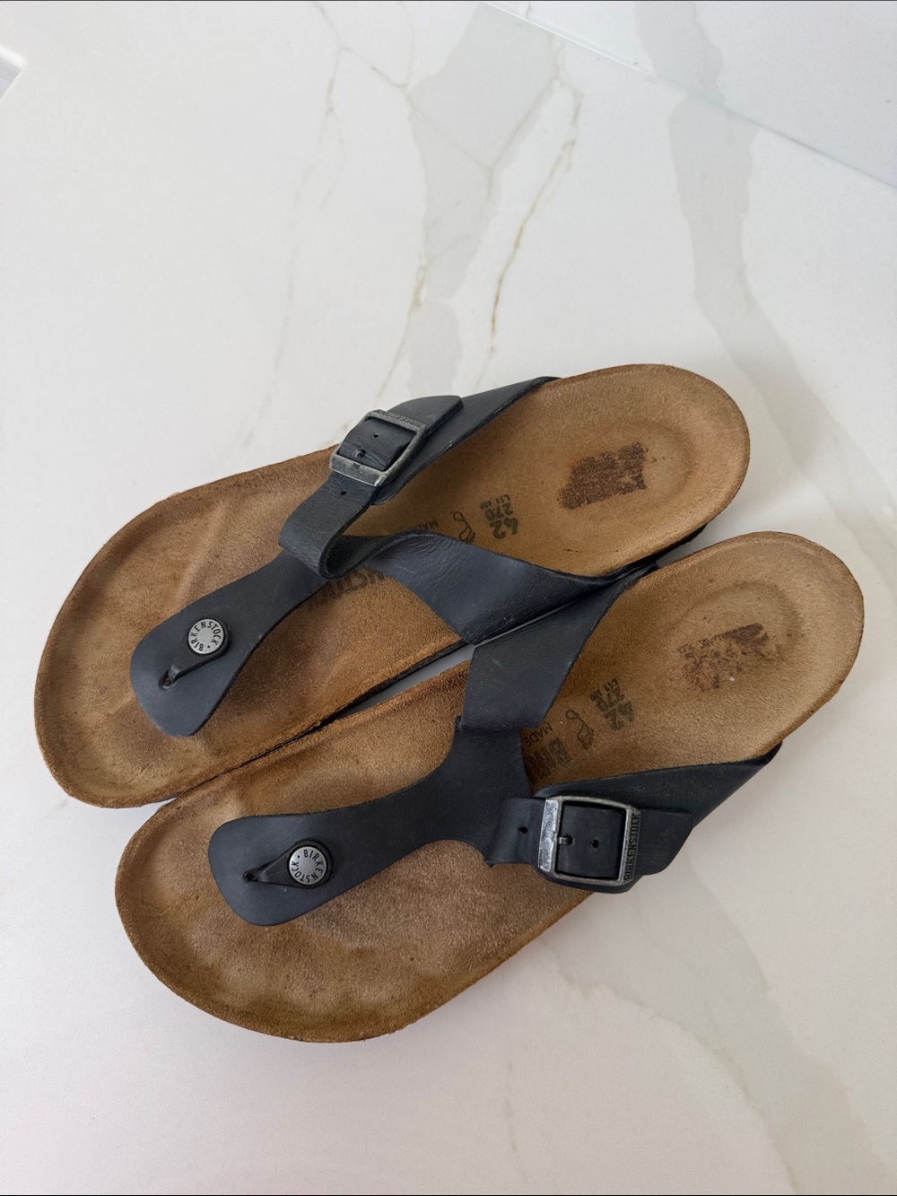 Birkenstock Gizeh blue leather sandals size 42 11 reg